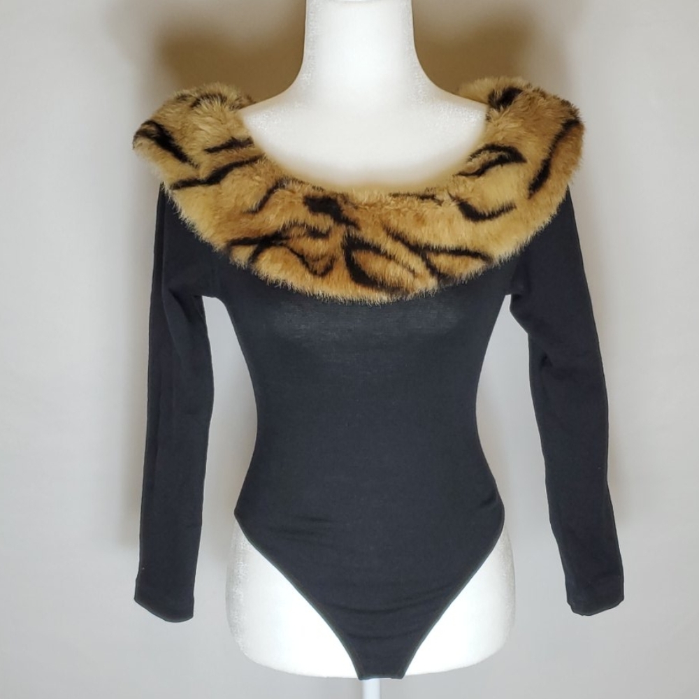 Xoxo Faux Animal Fur Collar Bodysuit Medium